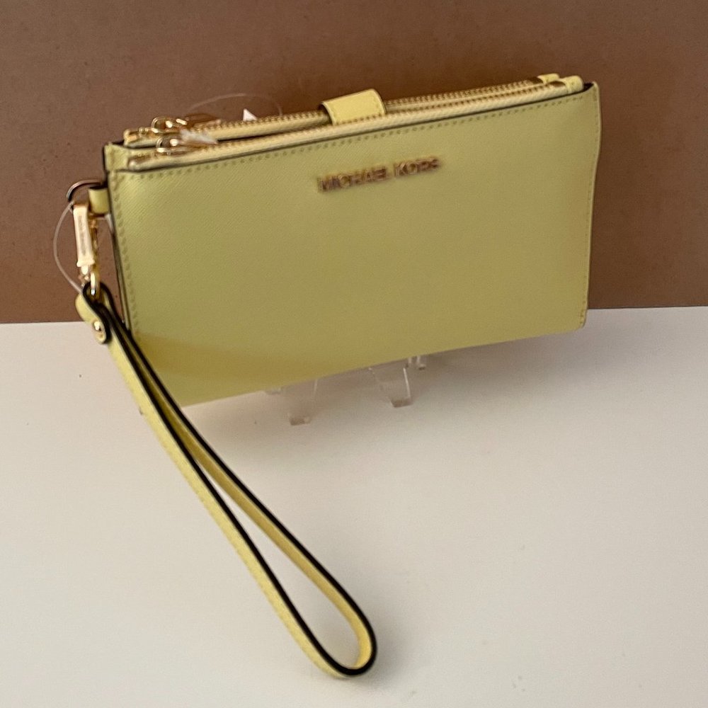 Michael Kors LG Travel Double Zip Wallet Wristlet